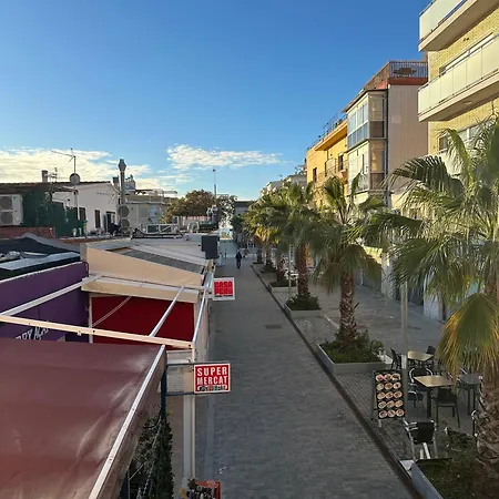 Estudio A 1 Minuto De La Playa * 카스테데펠스